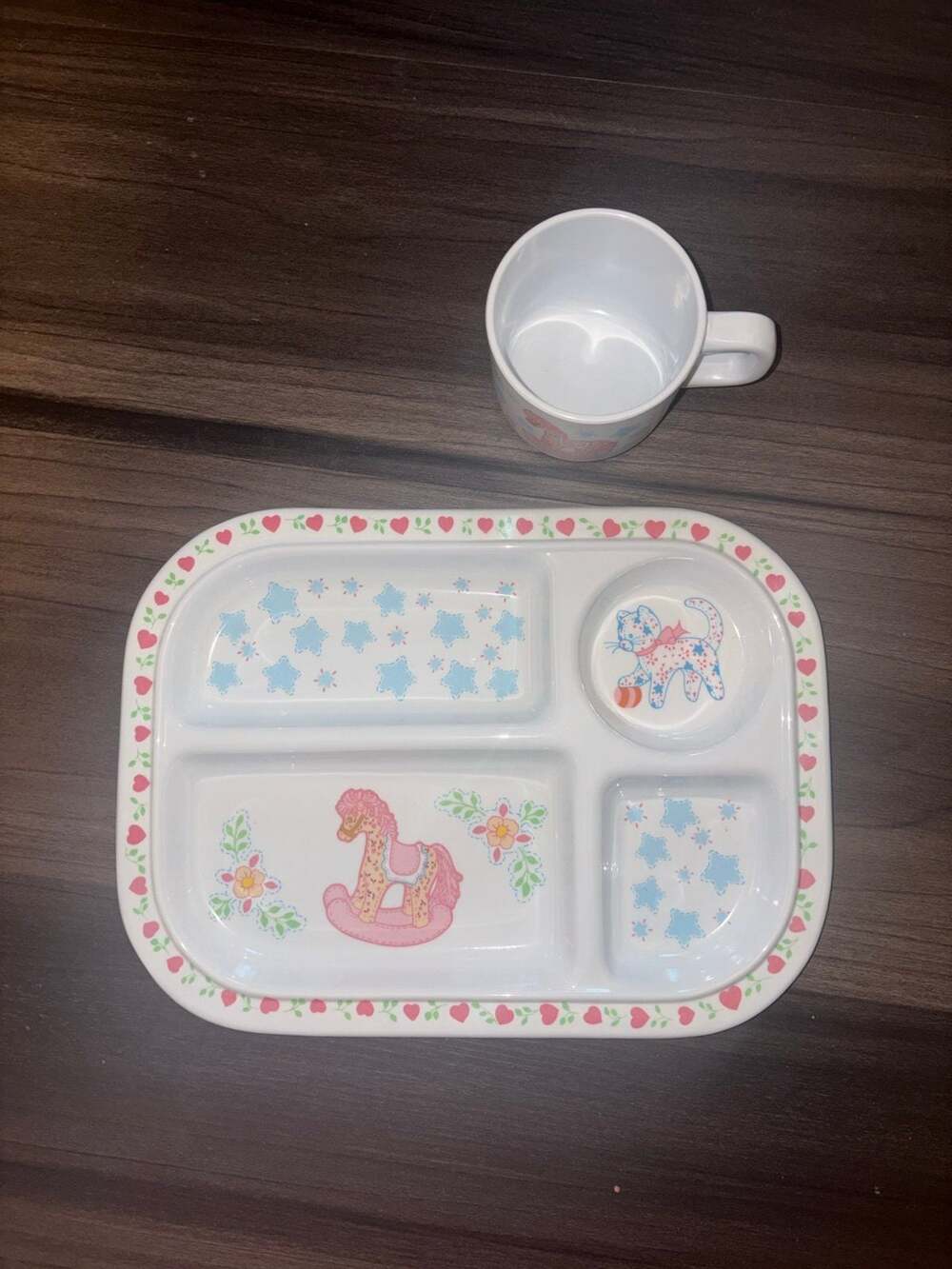 Vintage Kids Melamine Divided Plate Cup Set Rocking Horse Cat Stars Taiwan NWOT